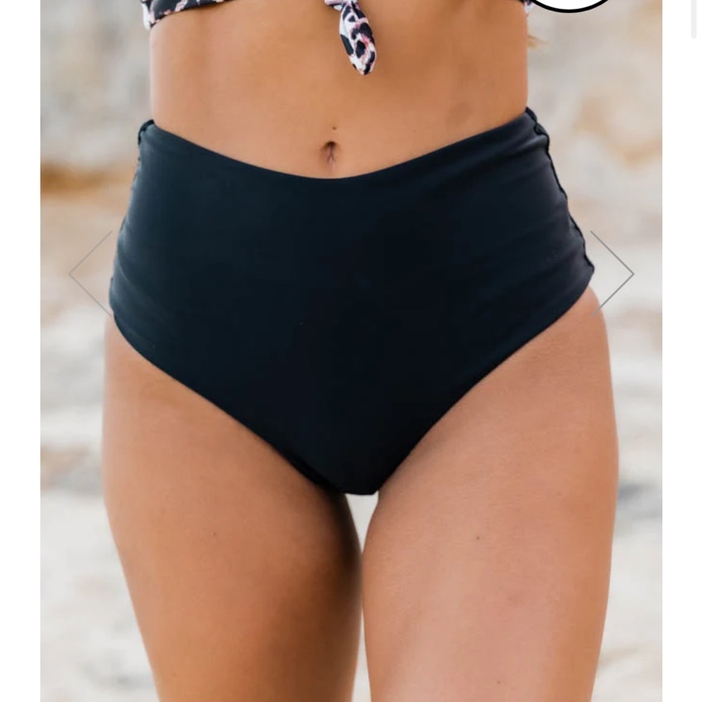 Pink Lily swim bottom